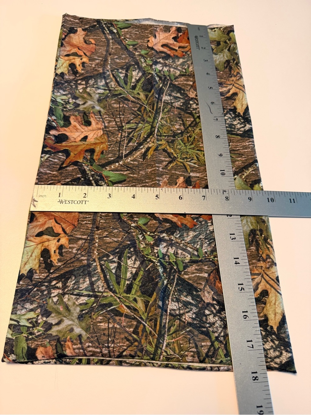 FREE with purchase of other nondiscounted camo item: Camo Neck Collar / Hood - Picture 2 of 6